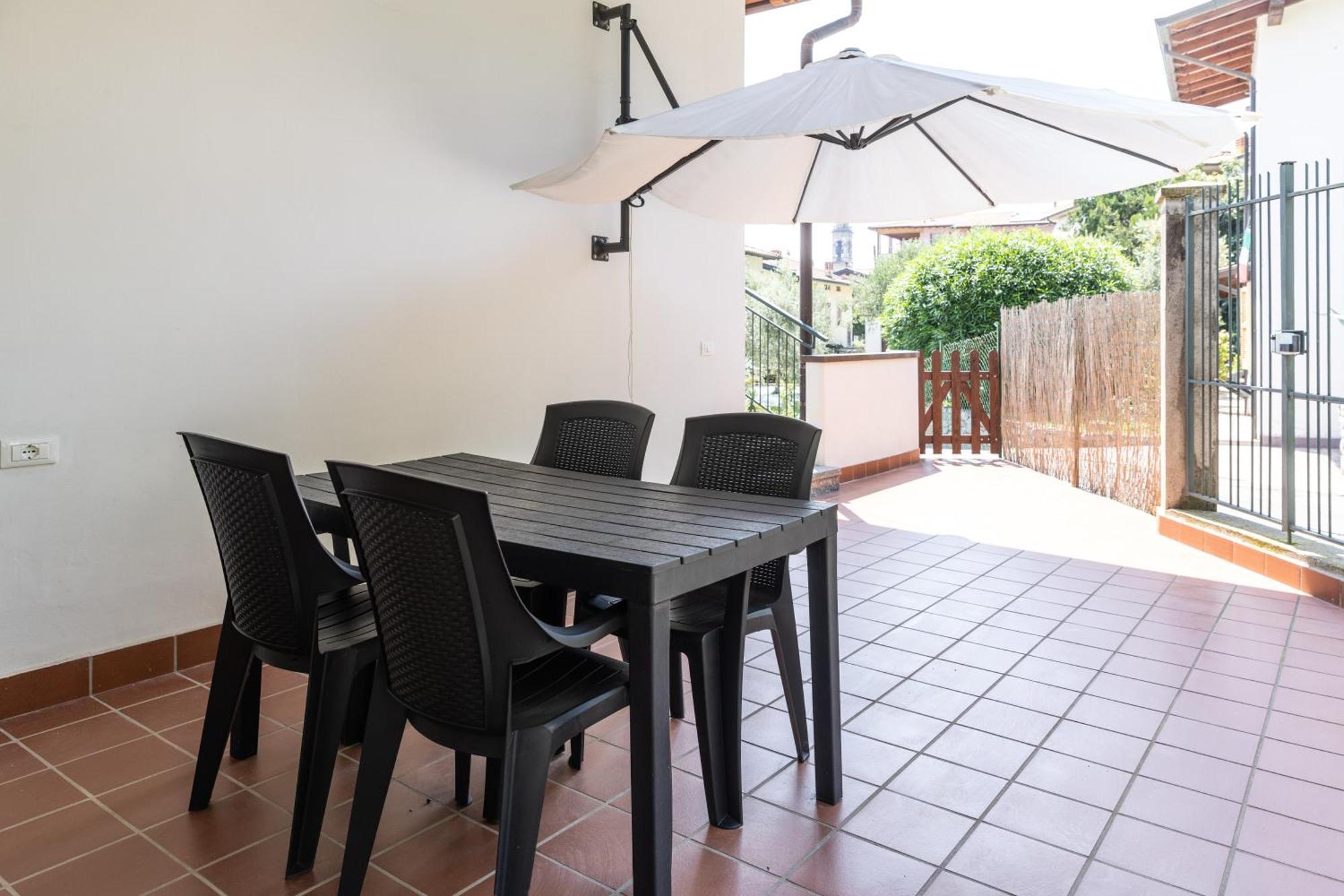 Iseolakerental - L'Uliveto Di Bea Predore Exterior photo